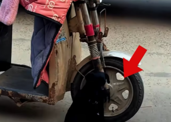 T0801012 Even the wind felt cruel that night.